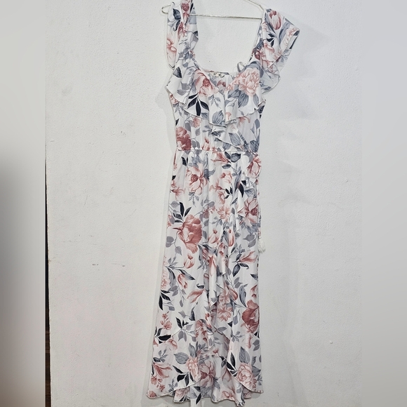 Floral Off-Shoulder Maxi Dress - Picture 6 of 12
